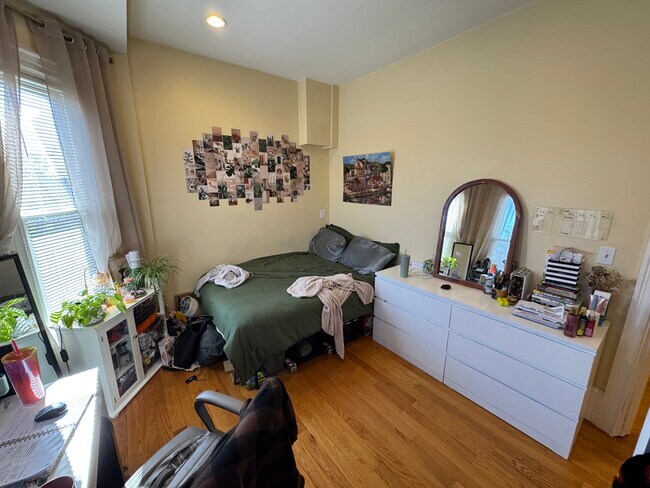 Photo - 208 Holland St Unidad 2