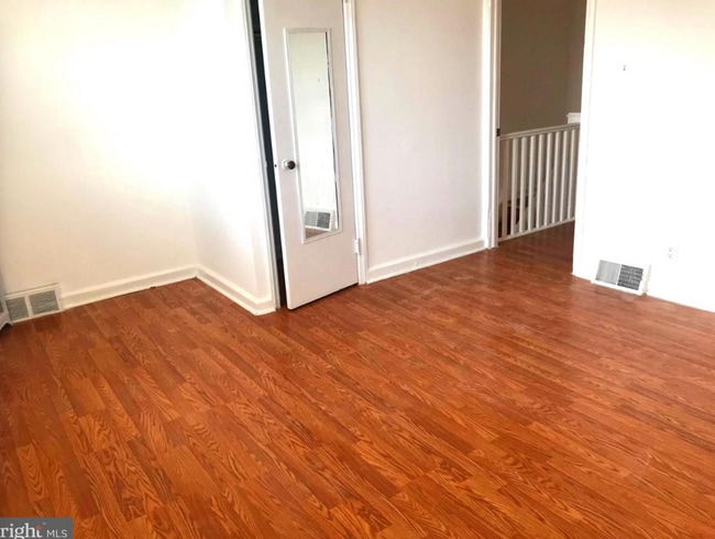 Photo - 3B1B Row House Northeast Philly available July 1st