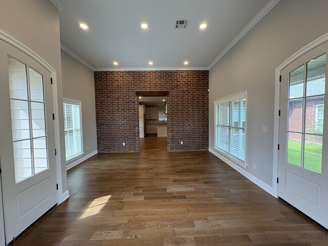 Photo - 4150 Primrose Dr