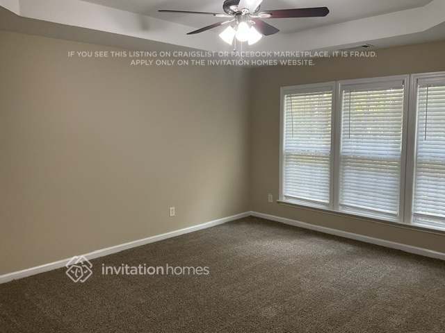 Photo - 3241 Welmingham Dr SW