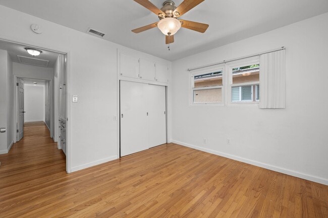 Photo - Dual private outdoor spaces!