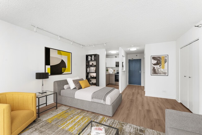 Photo - 1000 N. LaSalle