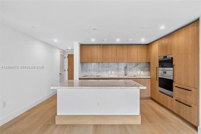 Photo - 1176 97th St