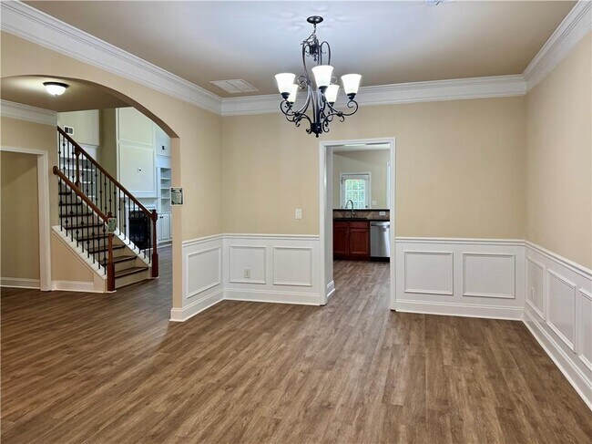 3606 Rosecliff Trace NE