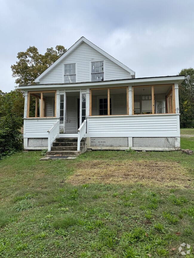 Building Photo - 19 Riverside Rd Rental