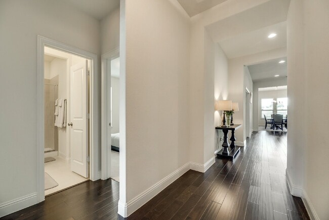 Photo - Charming 3-Bedroom Retreat with 2 Full Bat... Apartamento