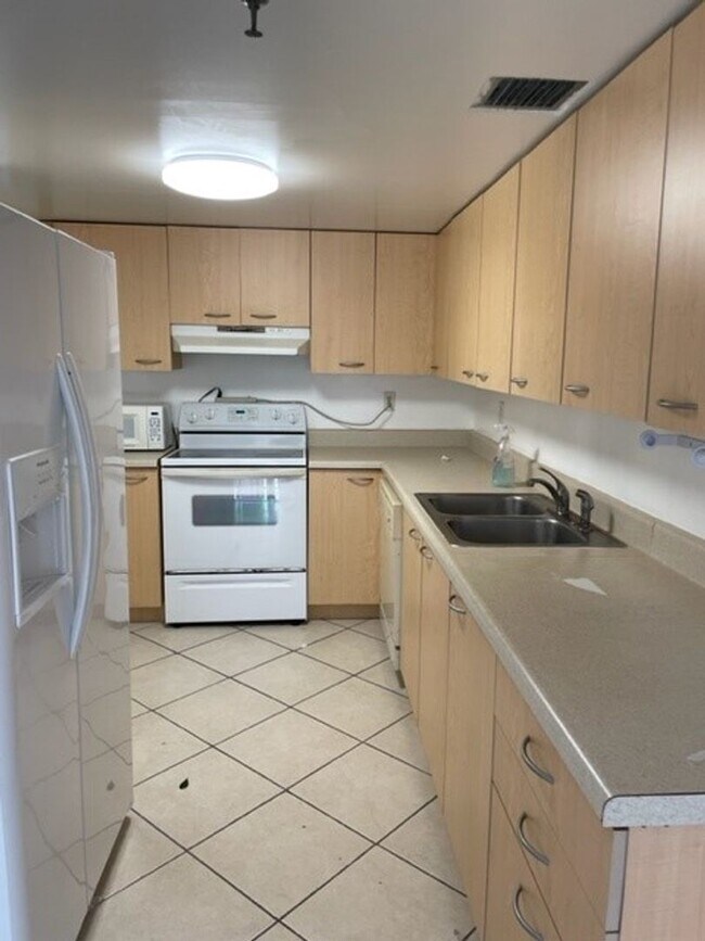 Sunny Isles Condo 2200 House Rental in Sunny Isles Beach, FL