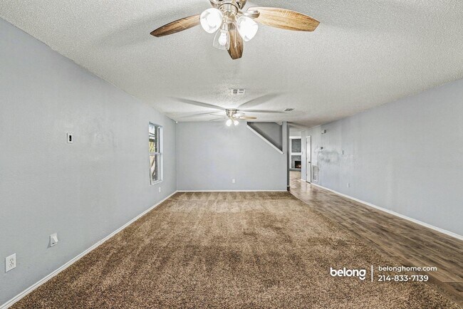 Photo - 2256 White Oak Dr