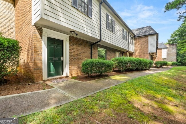 Building Photo - 360 Winding River Dr Unit C