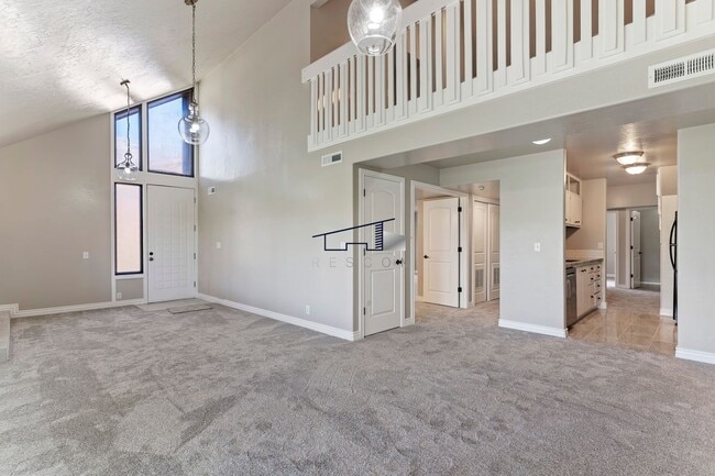 Photo - 26 White Barn Dr