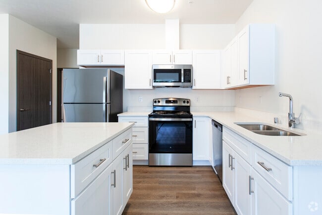 Building Photo - 4th Avenue Homes