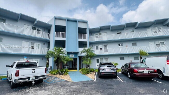 Building Photo - 2309 Park Ln Unit 315 Rental