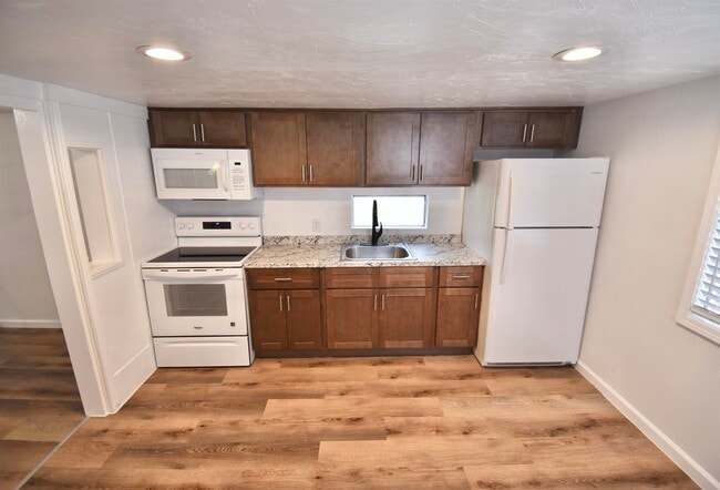 Photo - 2716 Deep Forest Cir