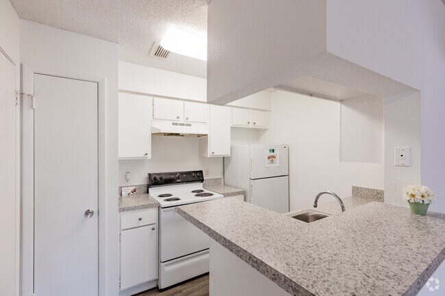 2HAB, 2BA - 948SF