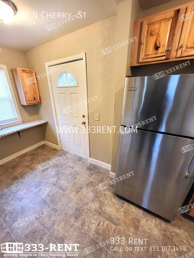 Photo - 3707 N Cherry St