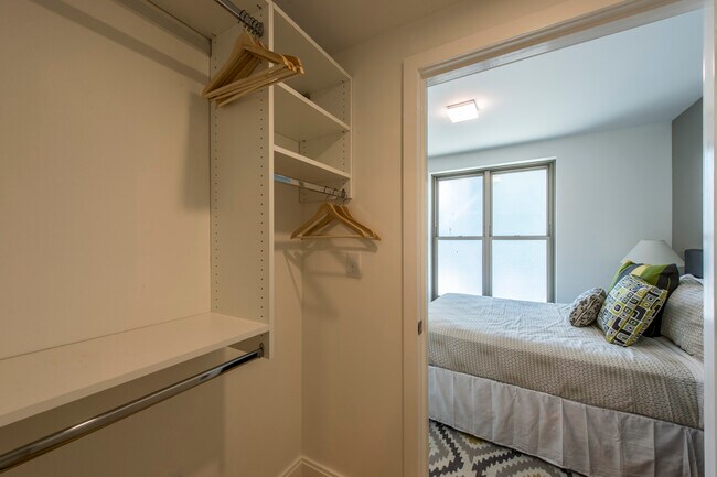 74 Ashford St Unit 608