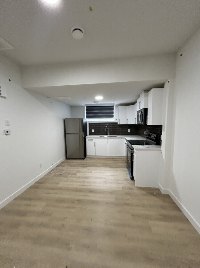 Photo - 6631-6642 42 Ave Unité 6631 Bsmt