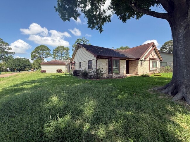 Photo - 7718 Lacy Hill Dr