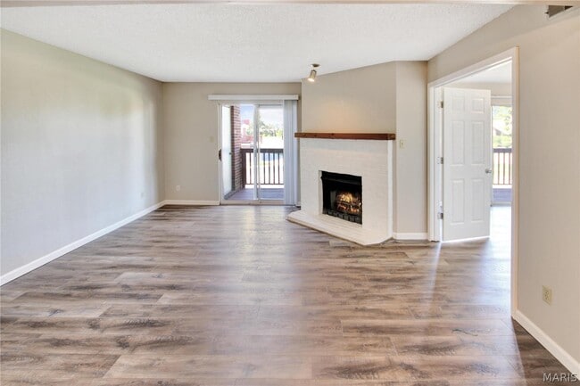 Photo - 121 Shirley Ridge Dr