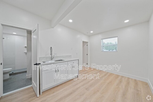 Building Photo - 6842 Estrella Ave Unit ADU Rental