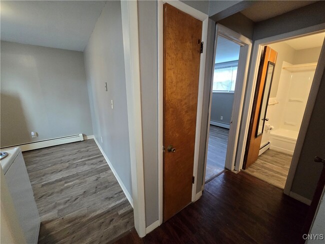 Photo - 1101 Teall Ave Apartment