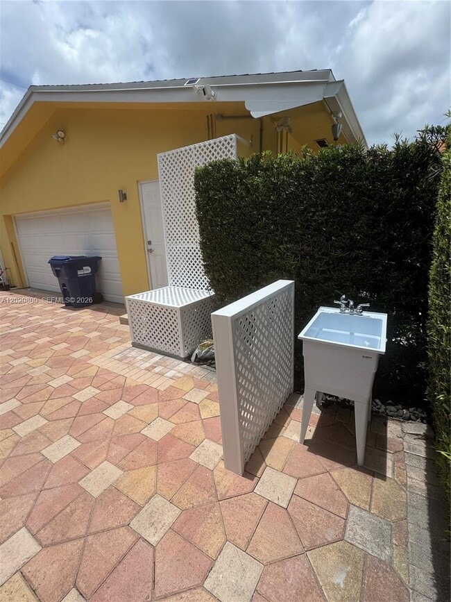 Photo - 8605 SW 106th St Unidad B