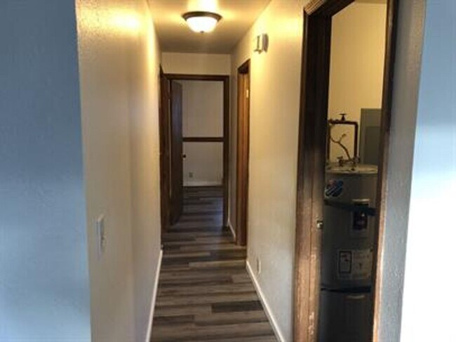 Photo - 215 8th St Unit 2