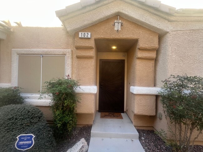 Photo - 3 Bedroom Townhome - Centennial Hills