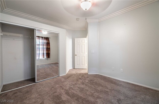 Building Photo - 2050 W Warm Springs Rd