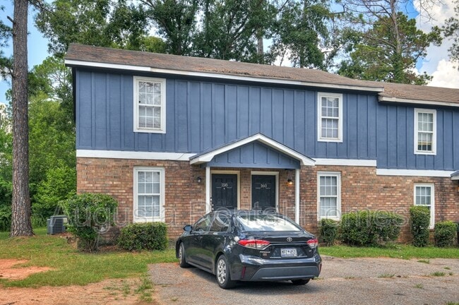 Photo - 160 Chalet North CT