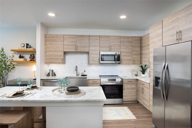 Building Photo - 9302 Fry Rd Unit B1-1034 Rental