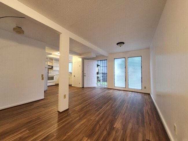 Photo - 3775 Anuhea St