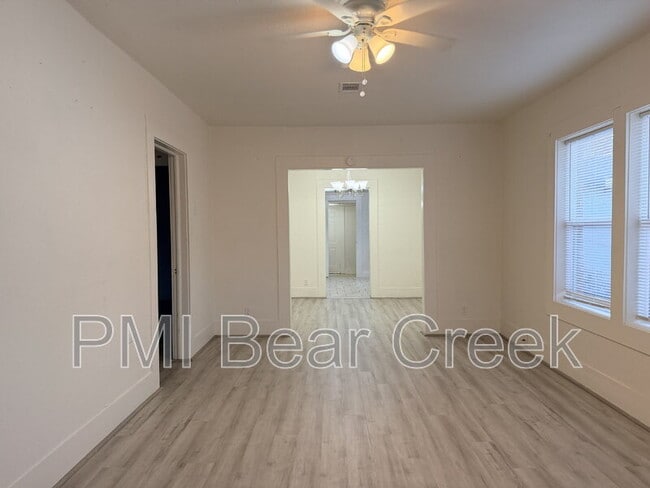 Photo - 3014 Rosalie St