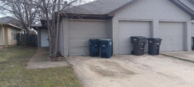 Duplex in Ft Worth - Duplex in Ft Worth