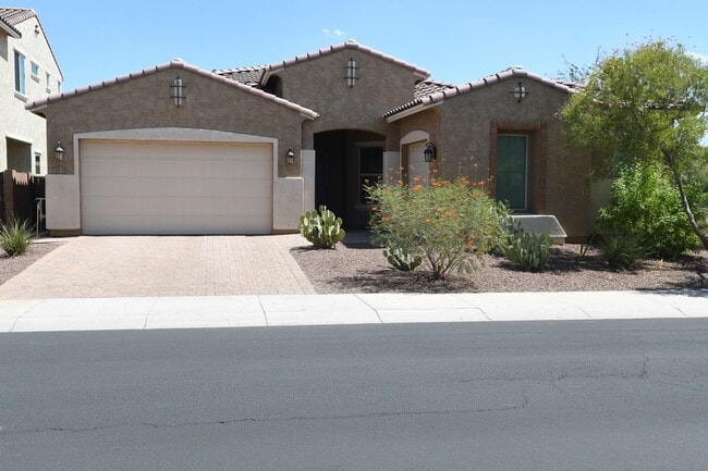 Building Photo - 7031 N 85th Ln