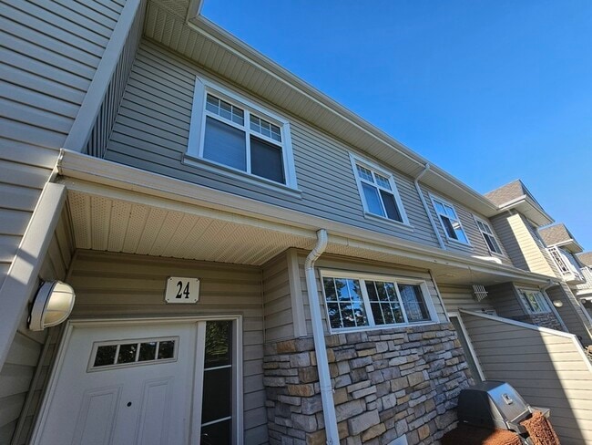 Photo - 1179 Summerside Dr SW Unit 24