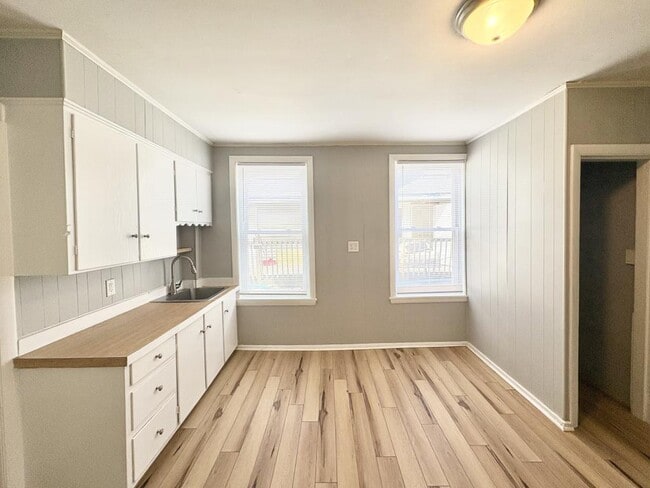 Photo - 181 Lincoln St