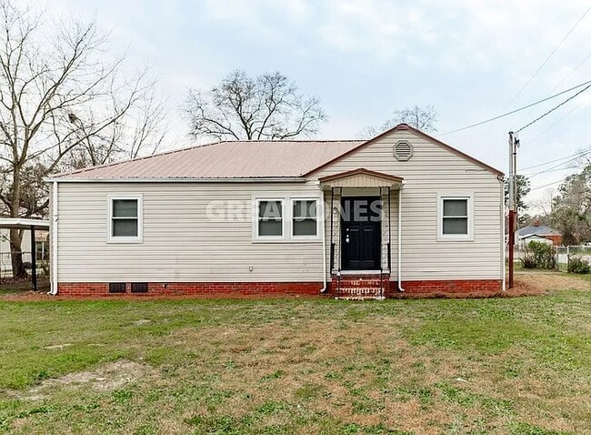 Building Photo - 2028 Shirley Ave