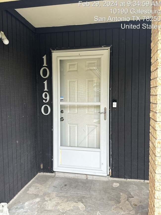 Photo - Comfort and Convenience Awaits YOU!
