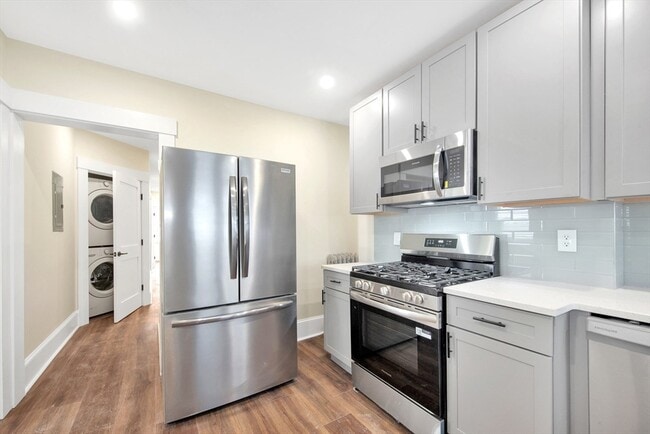 Photo - 105 School St Unit 105