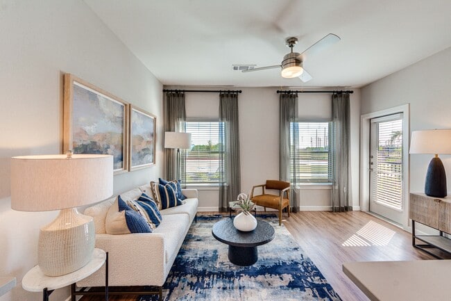 Photo - Hawthorne at Fairmont