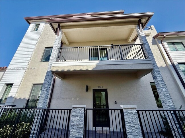 Photo - 4803 NW 83rd Ct