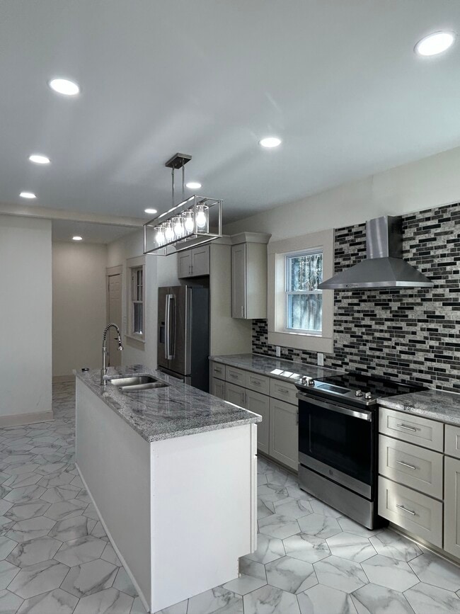 Building Photo - Pike Rd Rental