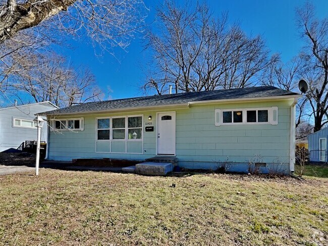Building Photo - 11425 Palmer Ave Rental