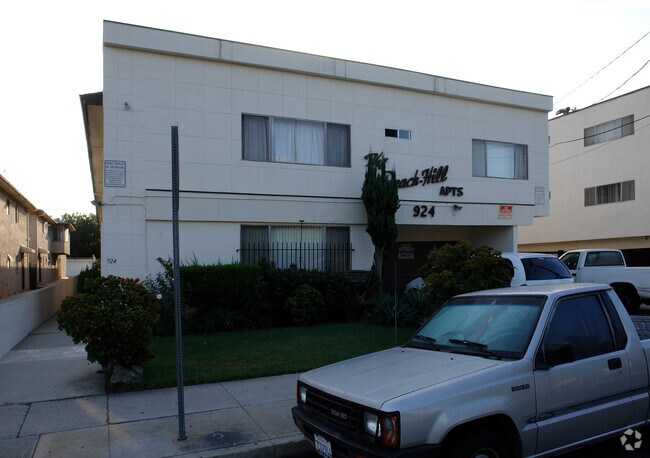 The Beach Hill Apartments