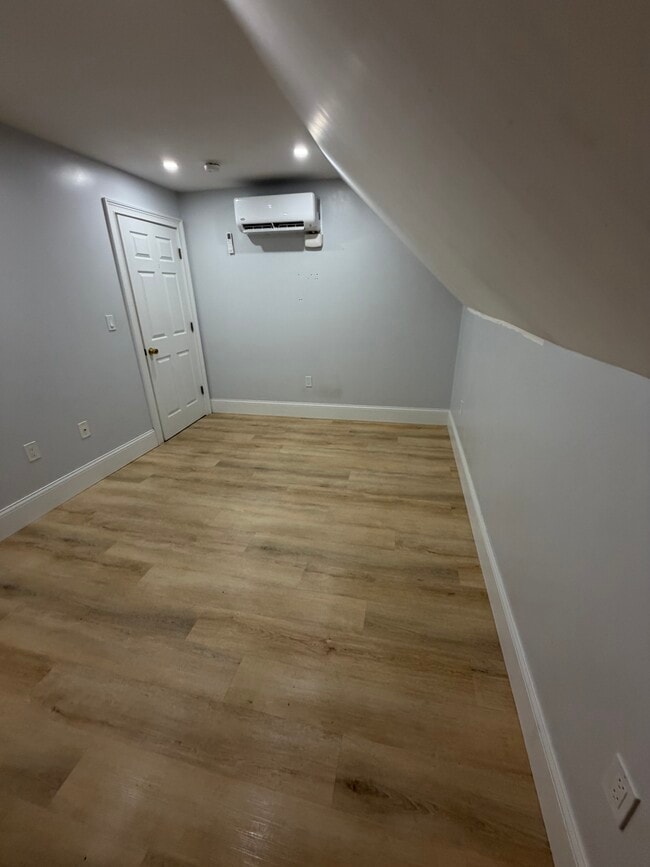 Photo - 12 Chestnut Ave