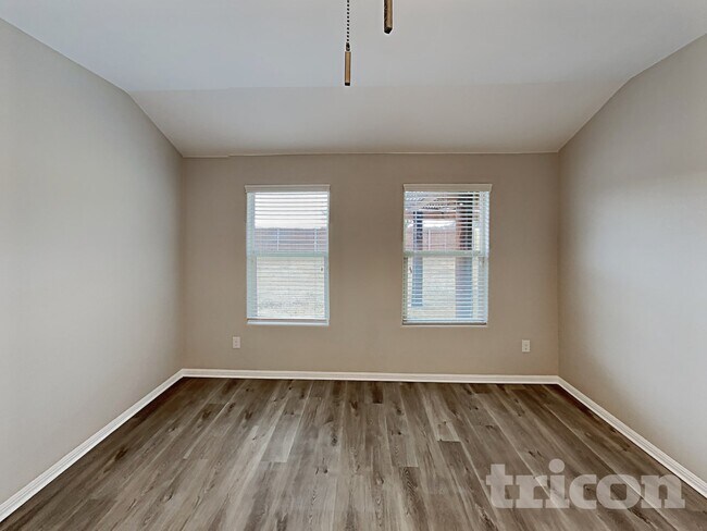 Photo - 7904 Mosspark Ln