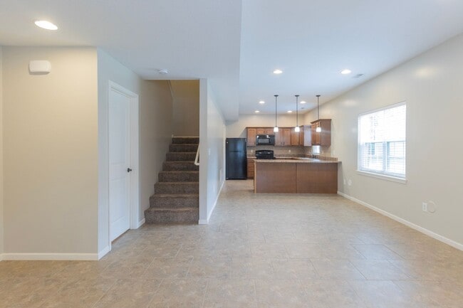 Photo - 1317 W Broadway Unit 1317