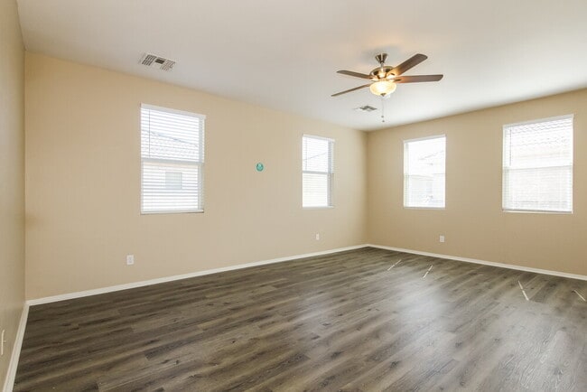 Photo - 5143 W Albeniz Pl