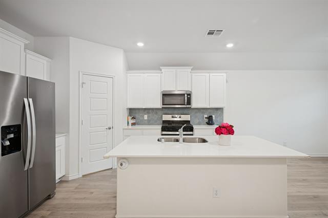 Photo - 907 Marigold St